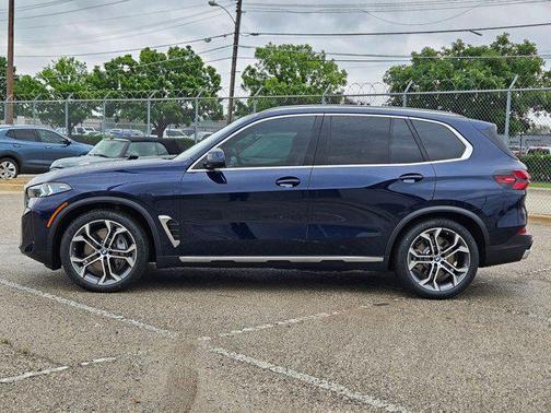 Tanzanite Blue II Metallic 2026 BMW X5 PHEV xDrive50e