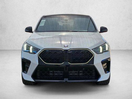 Alpine White 2026 BMW X2 xDrive28i