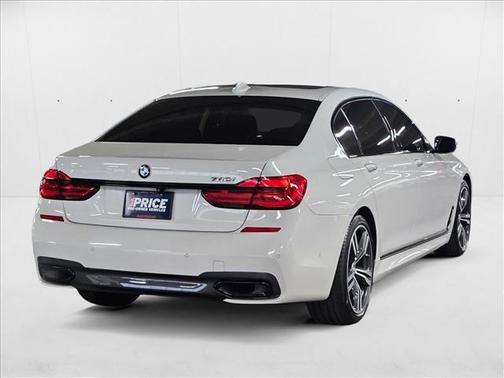 2019 BMW 740 740i