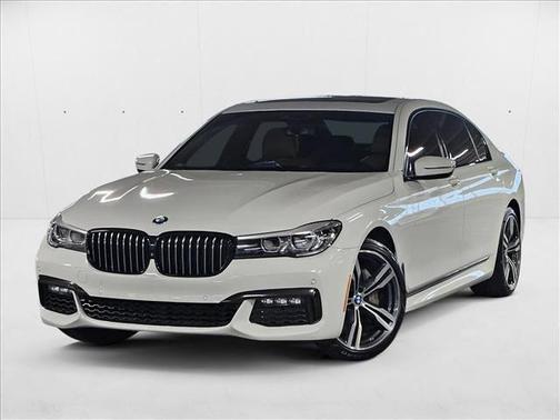 2019 BMW 740 740i