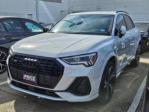 2023 Audi Q3 45 S line Premium Plus