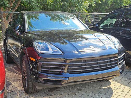 2022 Porsche Cayenne S