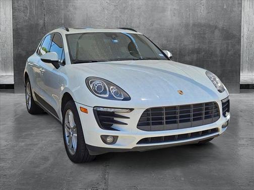 2017 Porsche Macan Base
