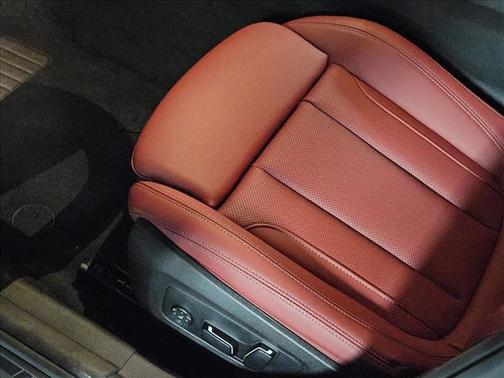 2026 BMW 330 xDrive NA