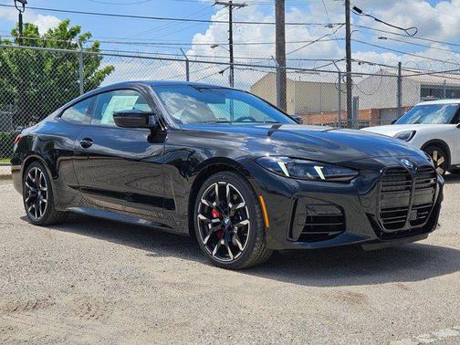 Black Sapphire Metallic 2027 BMW M440 i xDrive