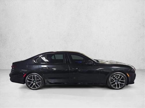 Black Sapphire Metallic 2026 BMW 760 xDrive
