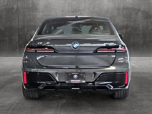 2024 BMW i7 eDrive50