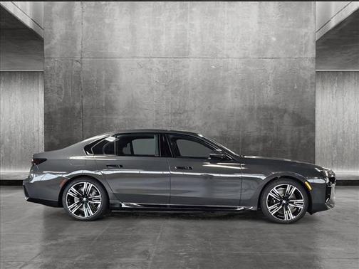 2024 BMW i7 eDrive50