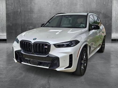 2024 BMW X5 M60i