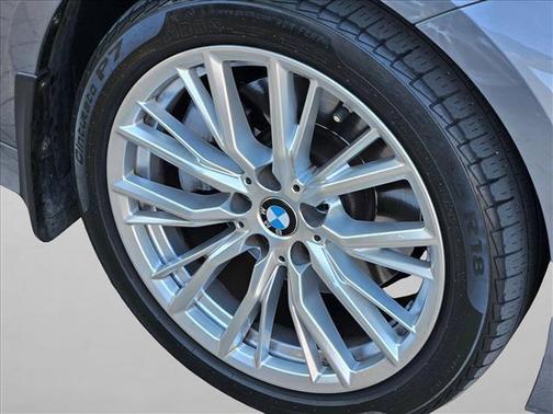 2023 BMW 330 330i