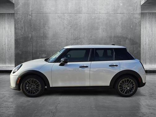 2025 MINI Hardtop Cooper