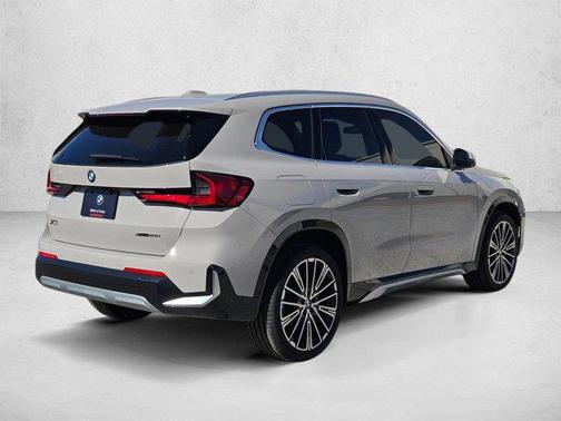 Dune Grey Metallic 2026 BMW X1 xDrive28i