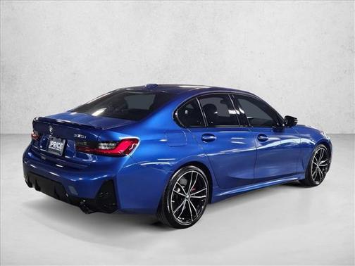 Portimao Blue Metallic 2023 BMW 330 330i