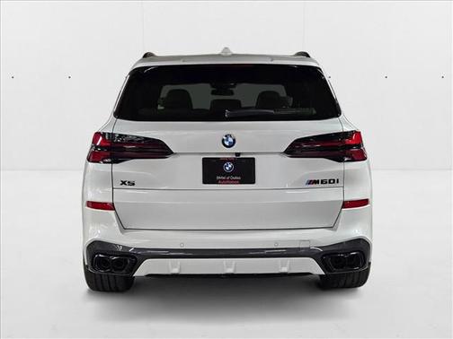 2026 BMW X5 M60i