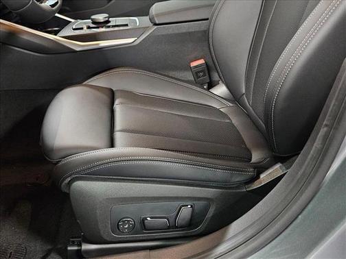 2025 BMW 330 i