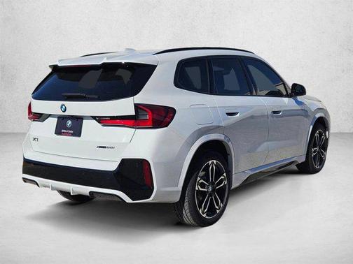 Alpine White 2026 BMW X1 xDrive28i