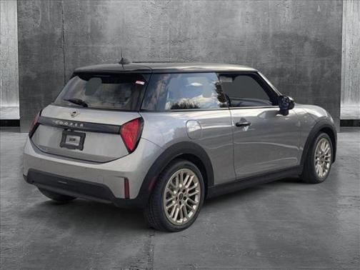 2025 MINI Hardtop Cooper