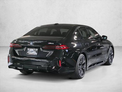 Black Sapphire Metallic 2026 BMW i5 M60
