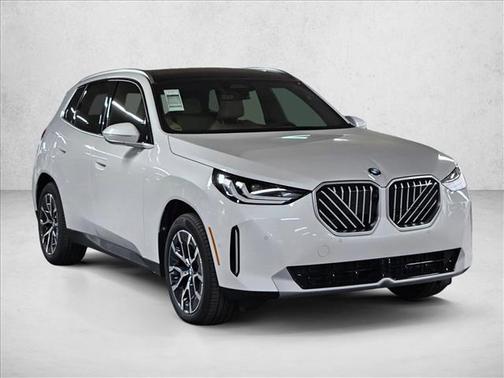 Mineral White Metallic 2026 BMW X3 30 xDrive