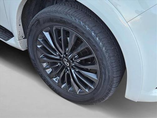 2024 INFINITI QX80 SENSORY AWD