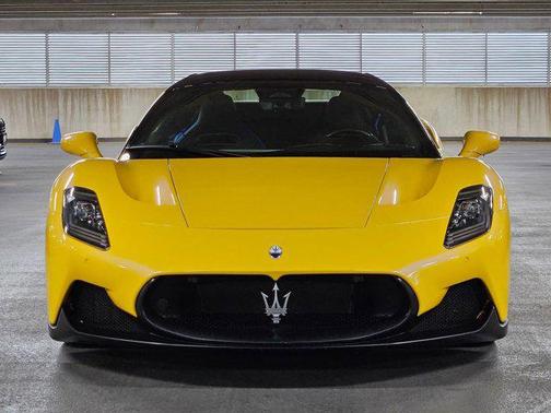 2023 Maserati MC20 Cielo