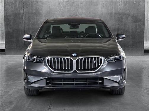 2024 BMW i5 eDrive40
