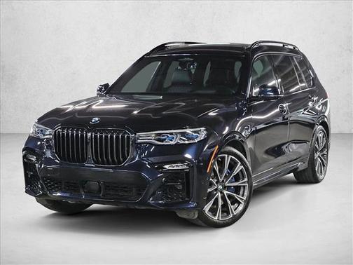 2022 BMW X7 M50i