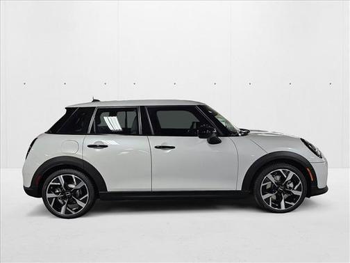 2026 MINI Hardtop Cooper