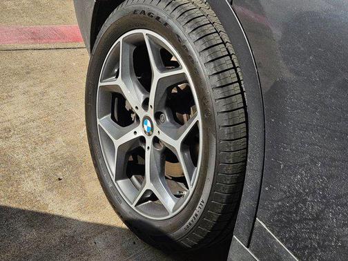 Mineral Grey Metallic 2019 BMW X1 sDrive28i