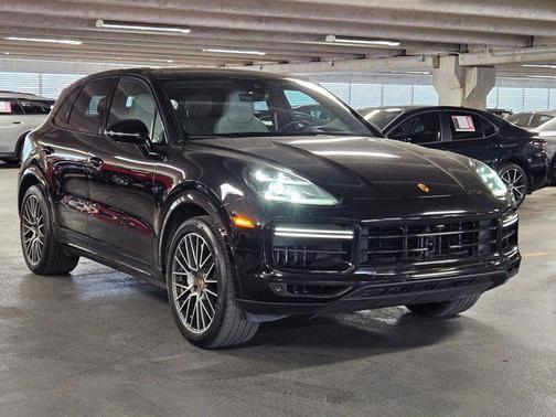 2021 Porsche Cayenne Turbo