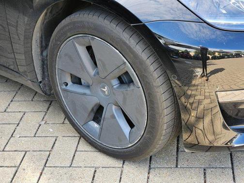 2022 Tesla Model 3 Standard Range