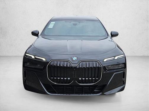Black Sapphire Metallic 2026 BMW 740 xDrive