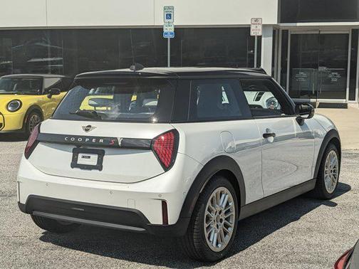 2025 MINI Hardtop Cooper S