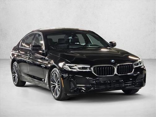 2022 BMW 530 i