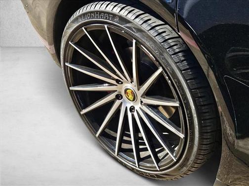 2020 Porsche Panamera RWD