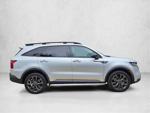 Sparkling Silver 2021 Kia Sorento SX