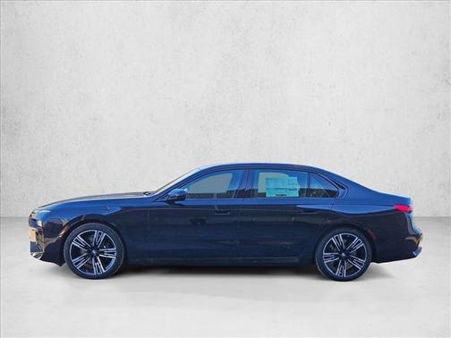 2025 BMW 760 xDrive