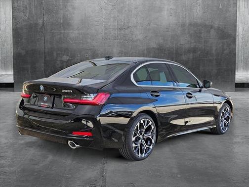 2025 BMW 330 i