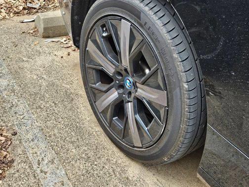 2023 BMW iX xDrive50