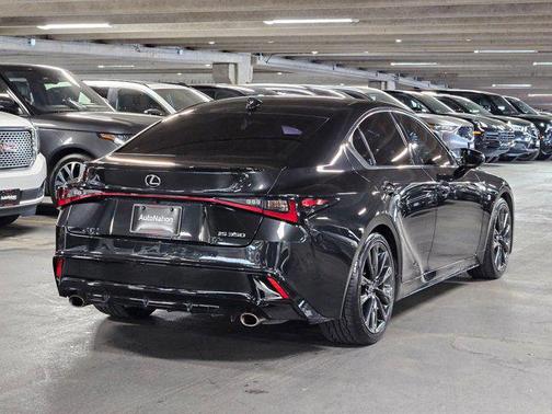 2022 Lexus IS 350 Base