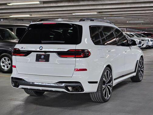 2026 BMW X7 xDrive40i