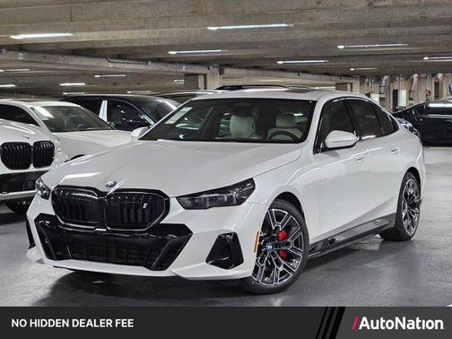 Mineral White Metallic 2027 BMW i5 eDrive40