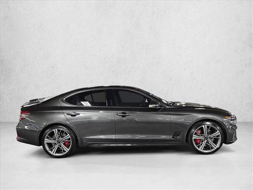 Makalu Gray 2024 Genesis G70 3.3T RWD Sport Advanced