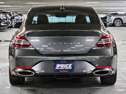 Makalu Gray 2024 Genesis G70 3.3T RWD Sport Advanced