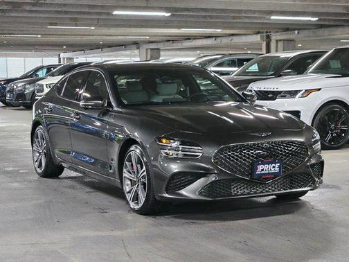 Makalu Gray 2024 Genesis G70 3.3T RWD Sport Advanced