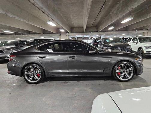 Makalu Gray 2024 Genesis G70 3.3T RWD Sport Advanced