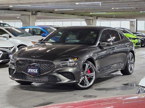 Makalu Gray 2024 Genesis G70 3.3T RWD Sport Advanced