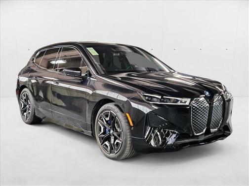 2025 BMW iX M60