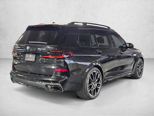 2026 BMW X7 M60i