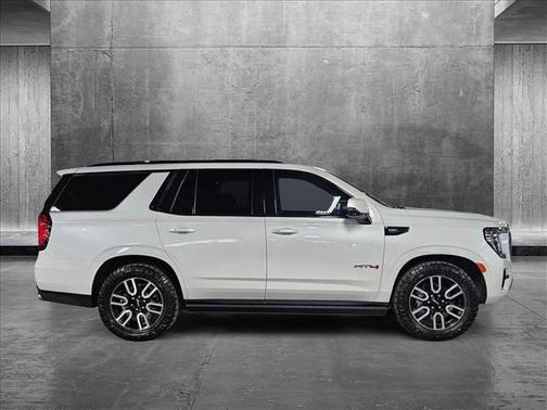 2024 GMC Yukon 4WD AT4